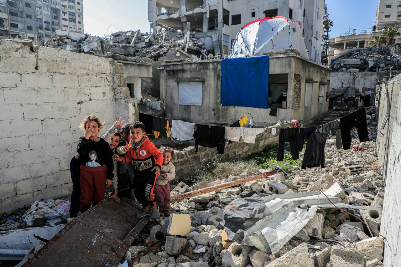 Daily life under the shadow of fragile diplomacy.